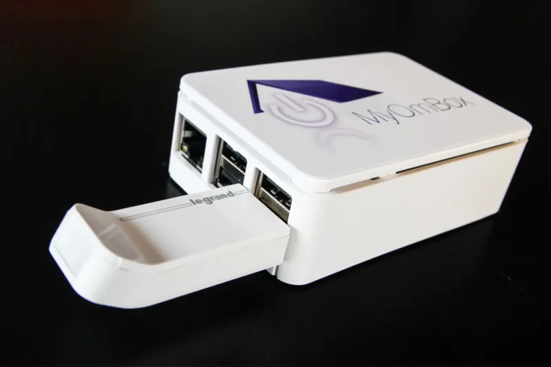 MyOmBox - box domotique MyHome, Legrand, Bticino