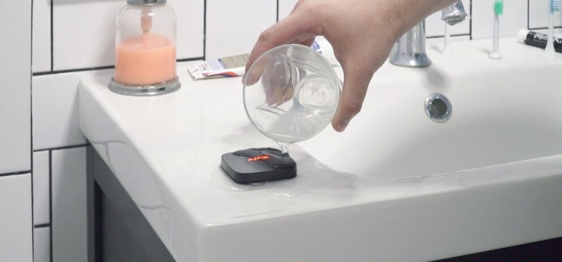 Ajax - Wireless flood detector (Ajax LeaksProtect)