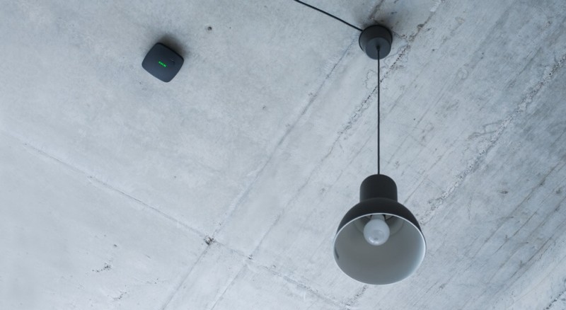 Ajax - Rilevatore wireless di fumo e temperatura, con cicalino (Ajax FireProtect)