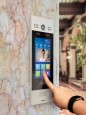 Akuvox - Videocitofono IP multi-tenant R29C con 4G LTE, riconoscimento facciale, codice QR, BLE, touch screen da 7" Akuvox - Videocitofono IP multi-tenant R29C con 4G LTE, riconoscimento facciale, codice QR, BLE, touch screen da 7"