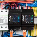 SHELLY - Quadruple relais Wi-Fi au format DIN (Shelly PRO 4PM)