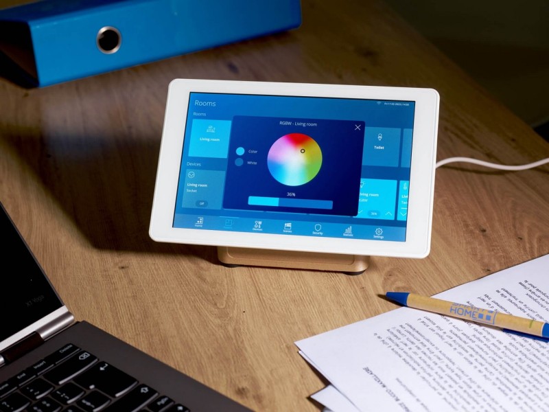 Smarthome SA - Home automation touch screen Amika