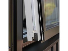 Sensative - Extra-slim Z-Wave+ Strip Guard 800 door sensor